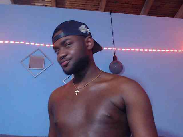 BlackStalliion69 Sex Cam Show