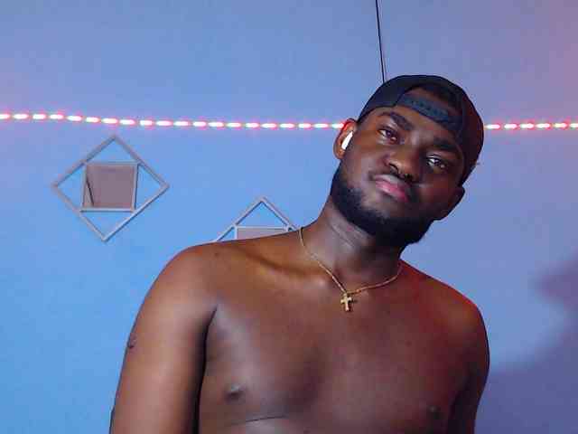 BlackStalliion69 Sex Cam Show