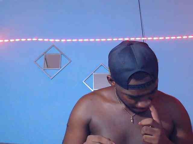 BlackStalliion69 Sex Cam Show