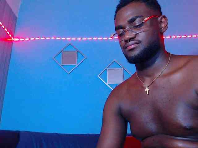 BlackStalliion69 Sex Cam Show