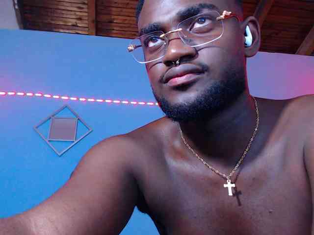 BlackStalliion69 Sex Cam Show
