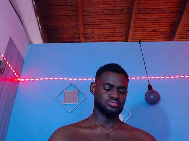 BlackStalliion69 Sex Cam Show