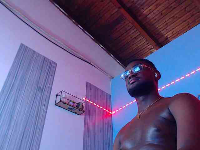 BlackStalliion69 Sex Cam Show