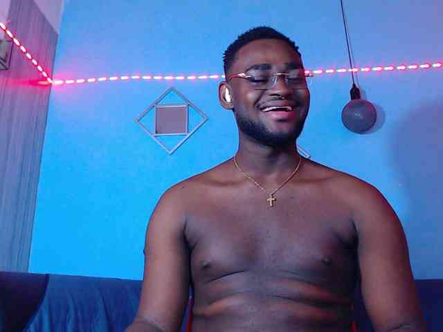 BlackStalliion69 Sex Cam Show