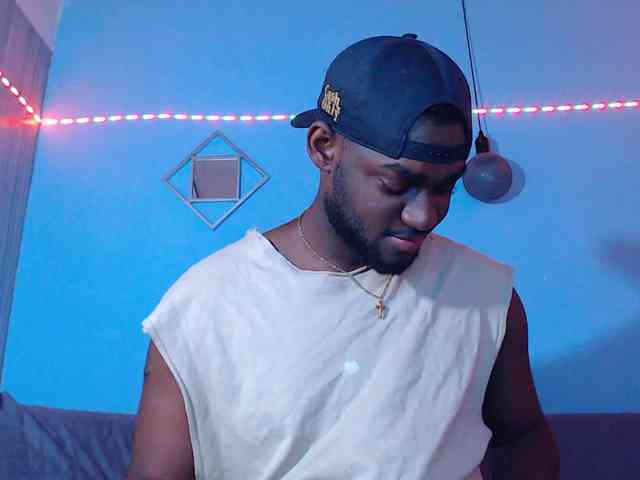 BlackStalliion69 Sex Cam Show