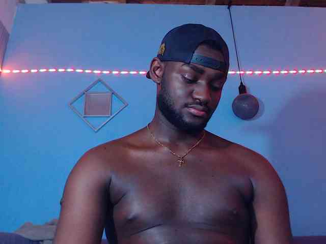BlackStalliion69 Sex Cam Show