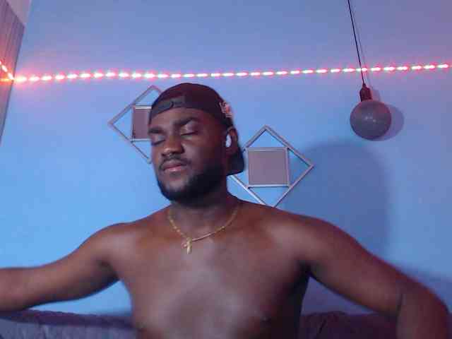 BlackStalliion69 Sex Cam Show