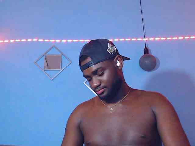 BlackStalliion69 Sex Cam Show