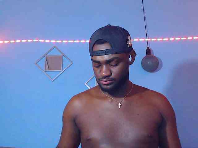 BlackStalliion69 Sex Cam Show
