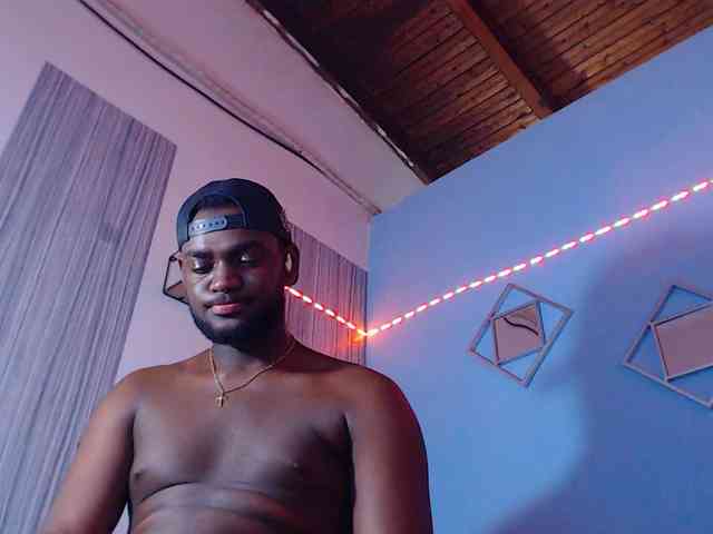 BlackStalliion69 Sex Cam Show