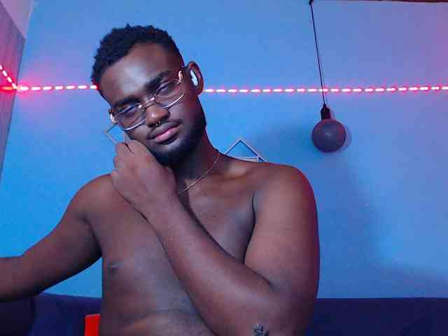 BlackStalliion69 Sex Cam Show