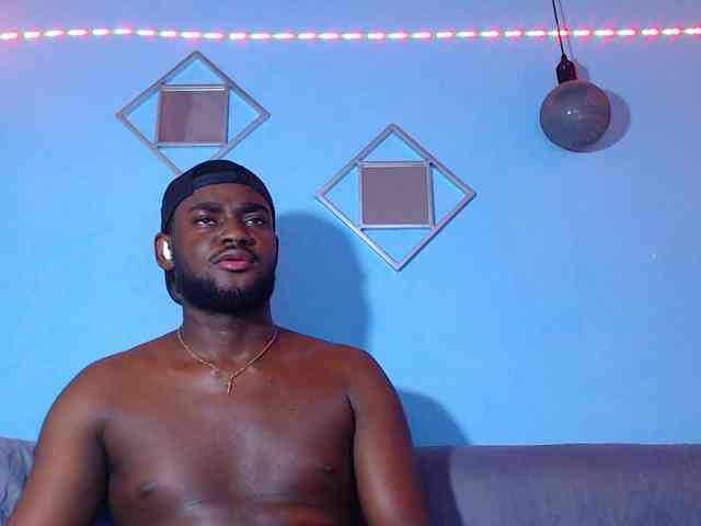 BlackStalliion69 Sex Cam Show