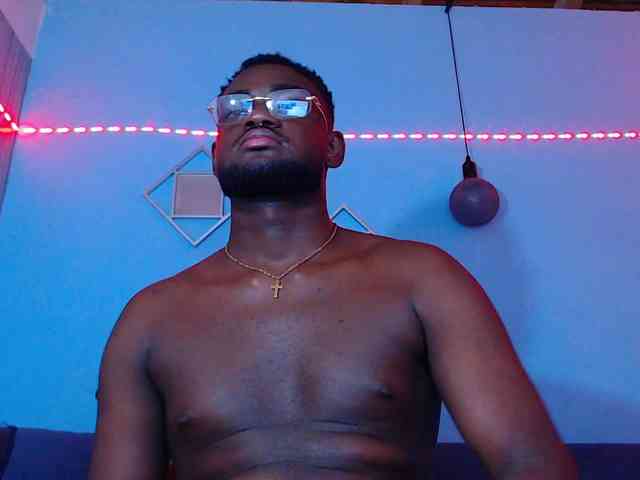 BlackStalliion69 Sex Cam Show