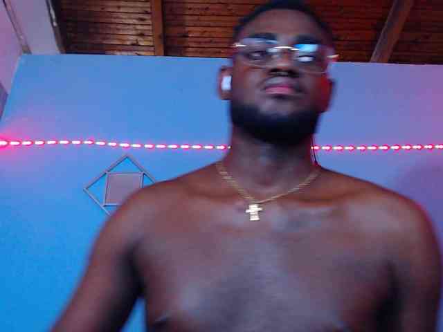 BlackStalliion69 Sex Cam Show