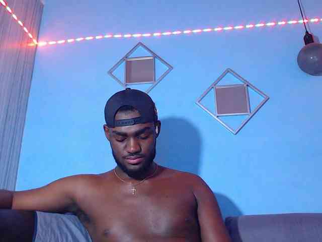 BlackStalliion69 Sex Cam Show