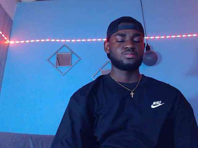 BlackStalliion69 Sex Cam Show