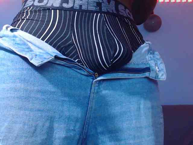 BlackStalliion69 Sex Cam Show