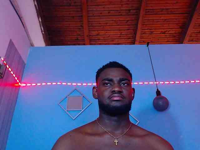 BlackStalliion69 Sex Cam Show