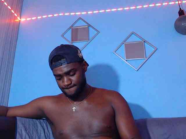 BlackStalliion69 Sex Cam Show