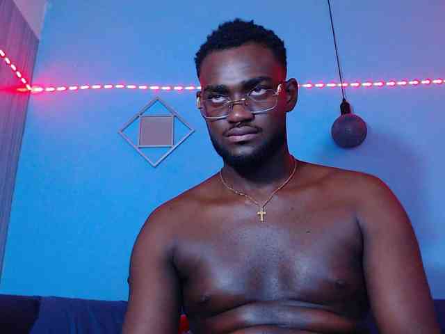 BlackStalliion69 Sex Cam Show