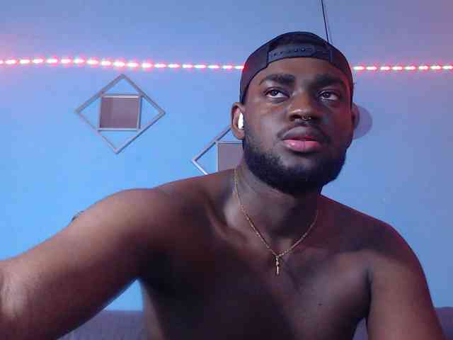 BlackStalliion69 Sex Cam Show