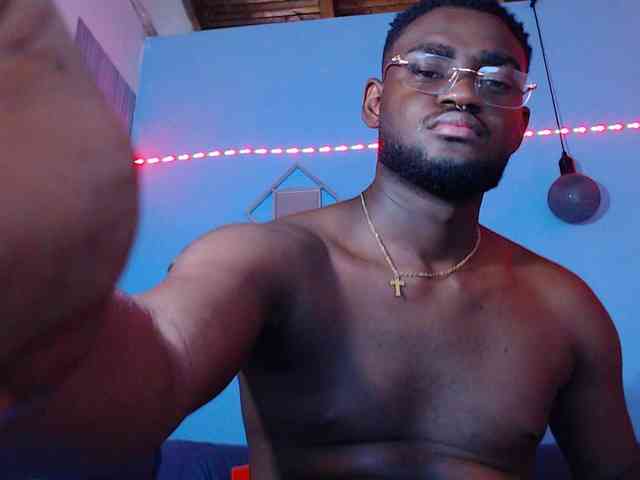 BlackStalliion69 Sex Cam Show