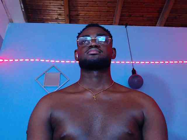 BlackStalliion69 Sex Cam Show