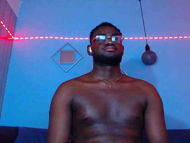 BlackStalliion69 Sex Cam Show