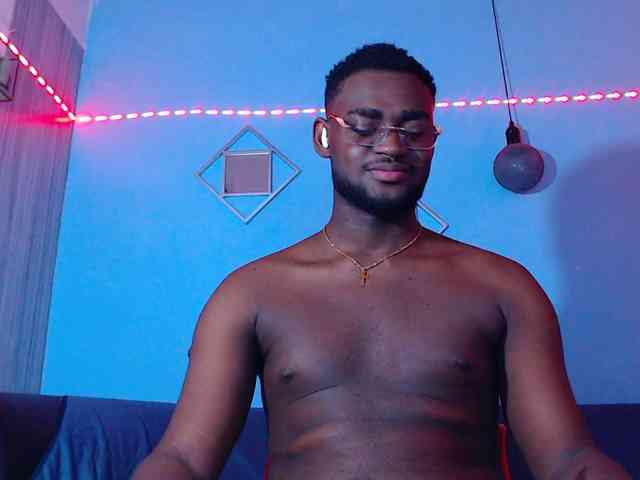 BlackStalliion69 Sex Cam Show