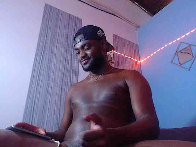 BlackStalliion69 Sex Cam Show