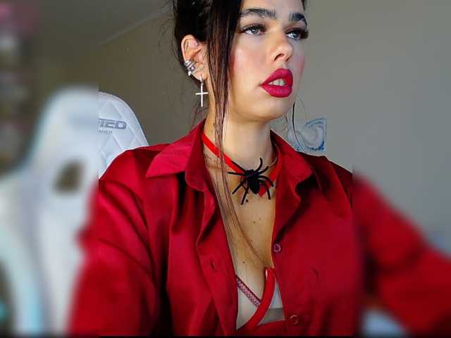 GiaVibey live cam on BongaCams