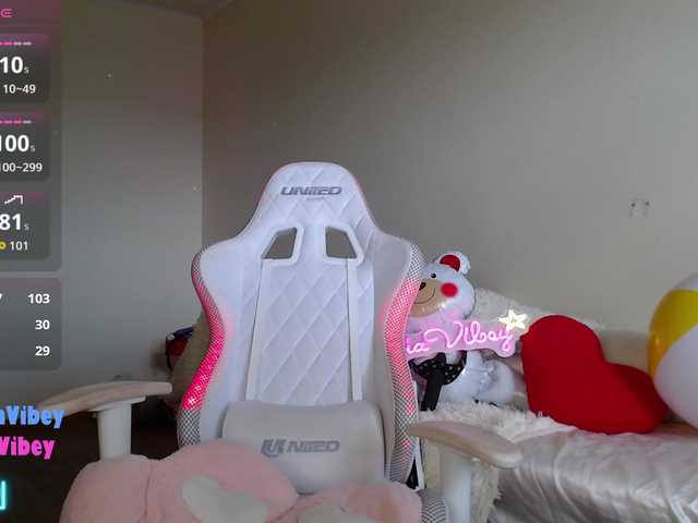 GiaVibey live cam on BongaCams
