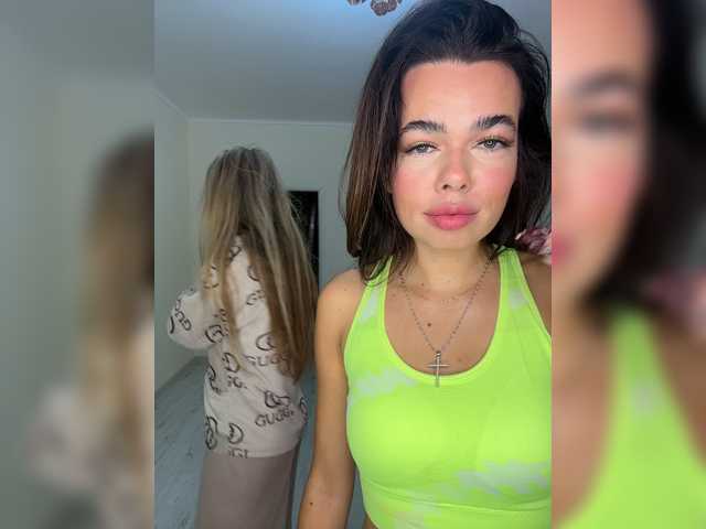 GiaVibey live cam on BongaCams