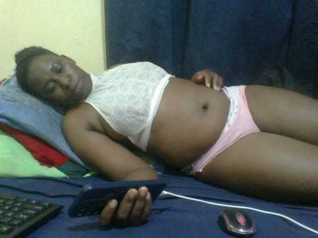naughty-slender live cam on BongaCams