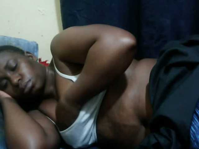 naughty-slender live cam preview