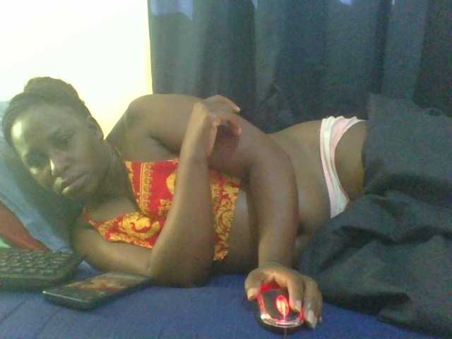 naughty-slender live cam on BongaCams