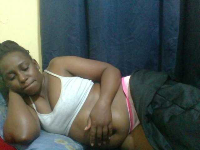 naughty-slender live cam on BongaCams