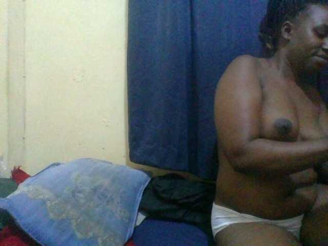 naughty-slender live cam on BongaCams