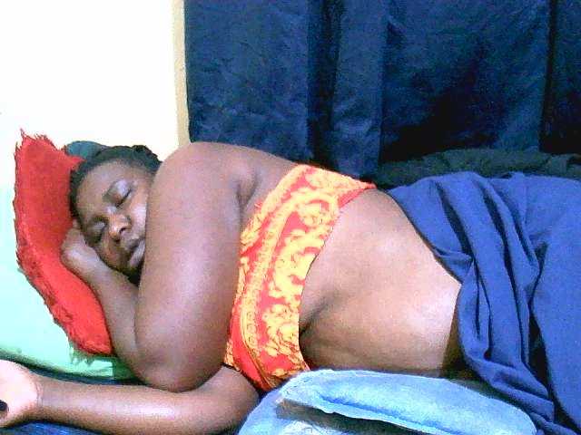 naughty-slender live cam on BongaCams