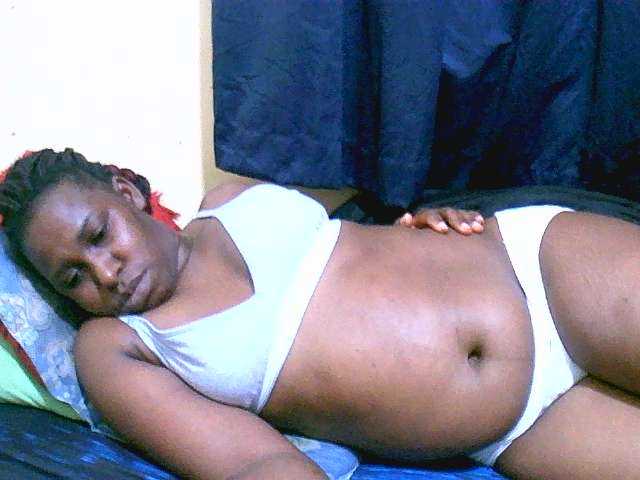 naughty-slender live cam on BongaCams