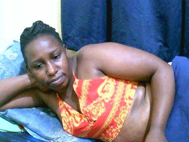 naughty-slender live cam on BongaCams