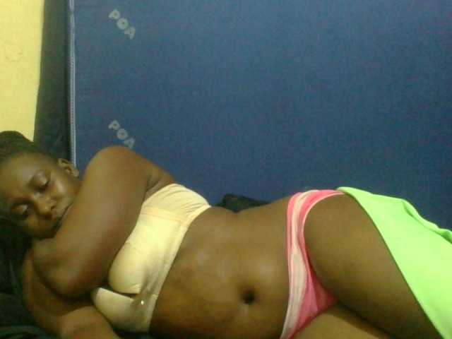 naughty-slender live cam on BongaCams