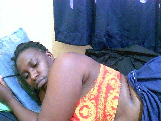 naughty-slender live cam on BongaCams