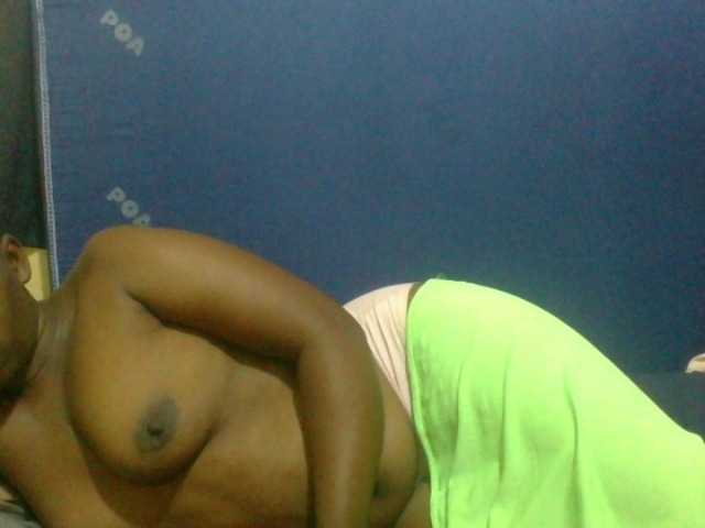 naughty-slender live cam on BongaCams