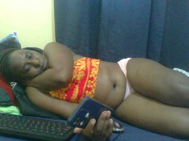 naughty-slender Cam en directo en BongaCams