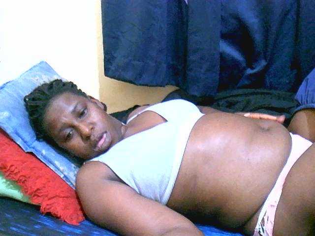 naughty-slender live cam on BongaCams