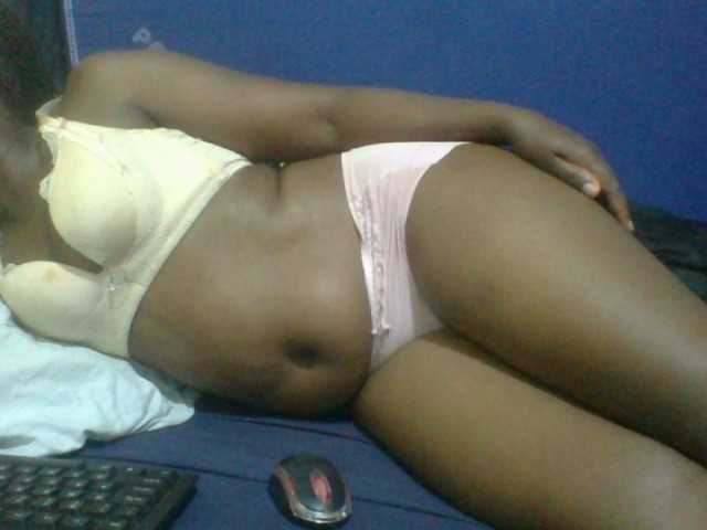 naughty-slender live cam on BongaCams