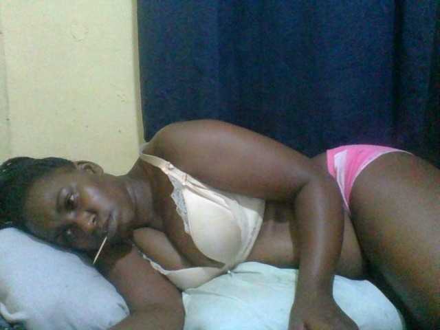 naughty-slender live cam on BongaCams