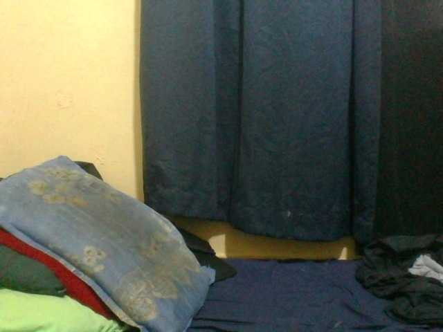 naughty-slender live webcam show