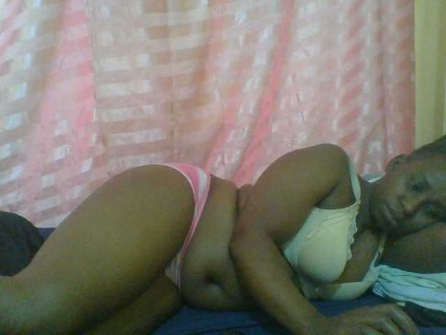 naughty-slender live cam on BongaCams